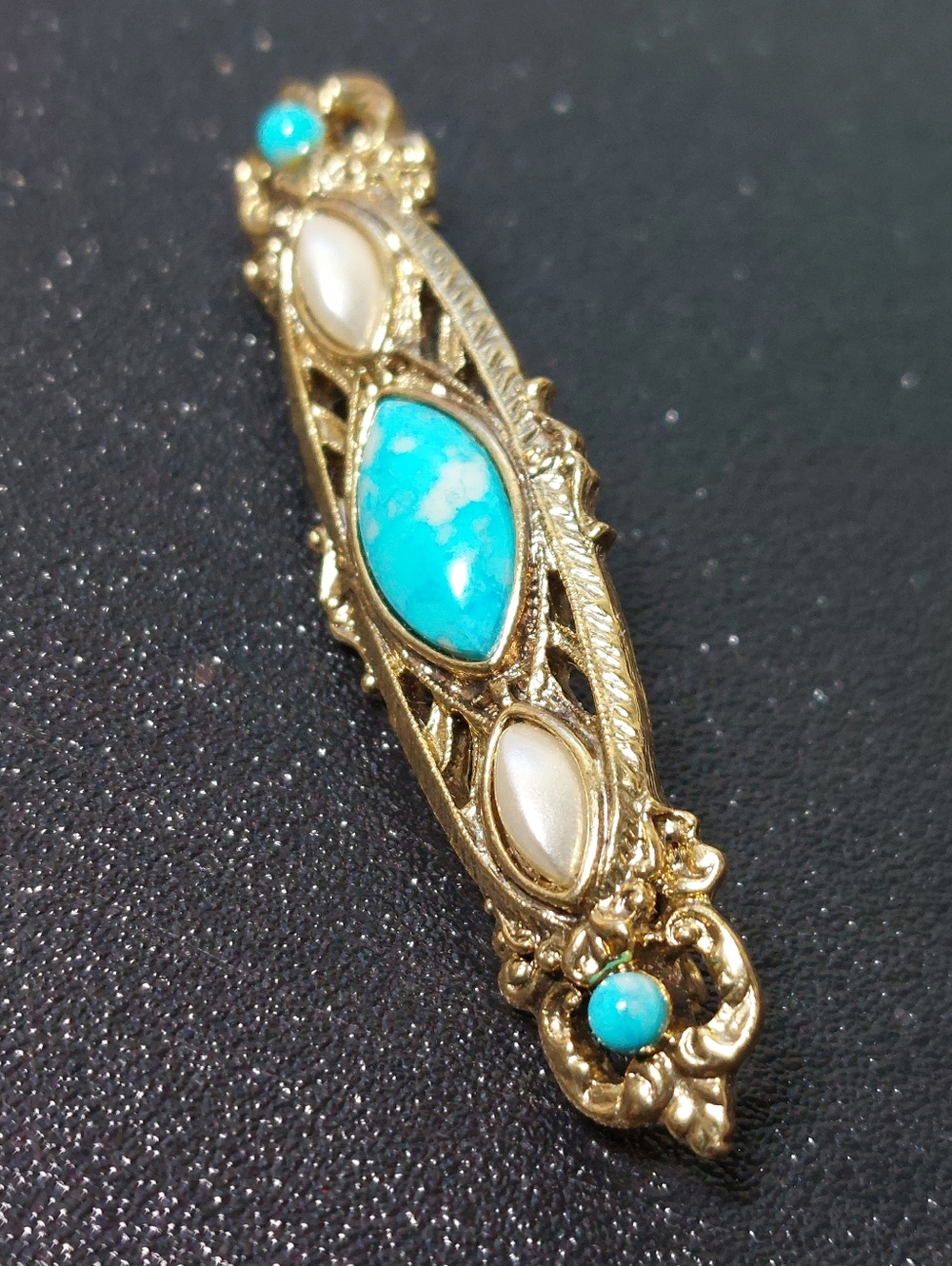 Vintage Estate 1928 Jewelry Company Faux Turquoise & Pearl Goldtone Bar Brooch